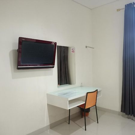 Oyo 93538 Millow Kost Near Gedung Rektorat Iain Parepare Kültér fotó